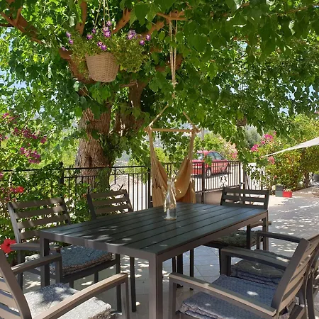 Theyellow House Ii Fully Equipped 2br アパート *