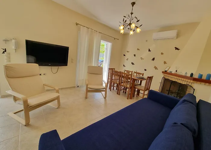 The Yellow House Ii 2br Retreat Near Myrtos *